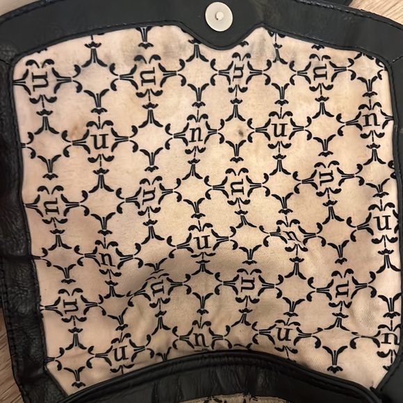 Black Genuine Leather Saddle Bag - Picture 9 of 11